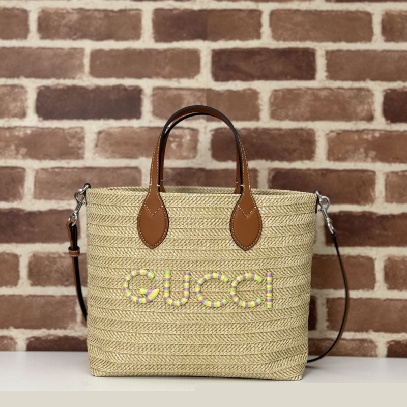 G*u*i shopping bags